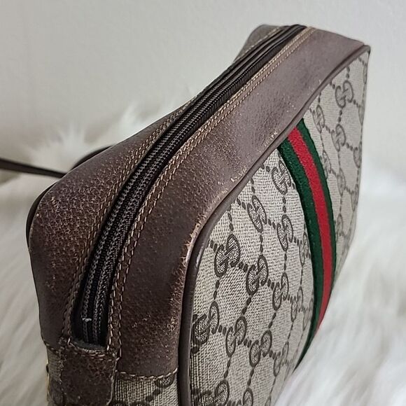💯Authentic Gucci Crossbody with Cherryline 🍀 - Picture 10 of 16